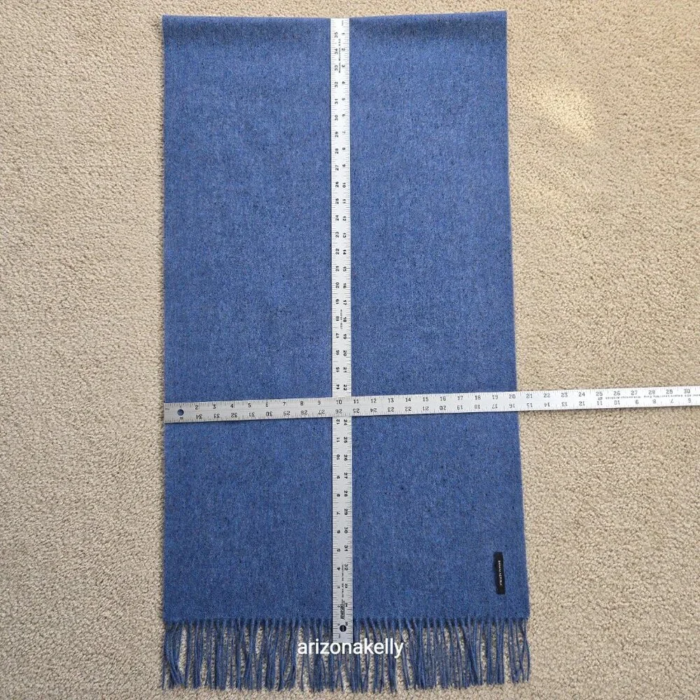 NWOT Banana Republic Wool Scarf Blue With Black Speckles